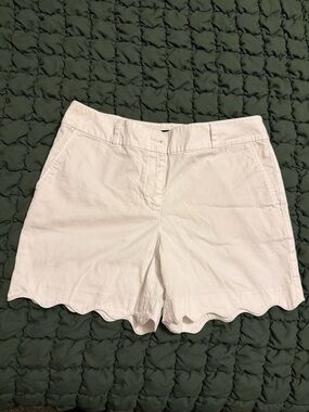 Talbots Women’s Classic White Scalloped Hem Shorts- New